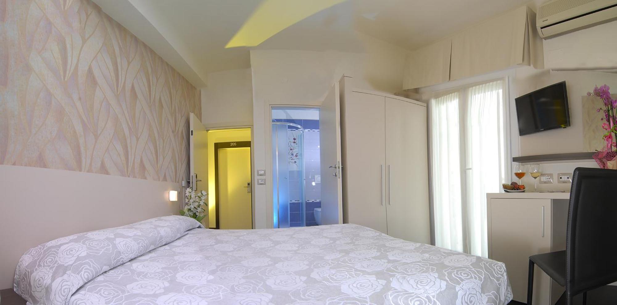 Hotel Letizia Rimini Exterior photo