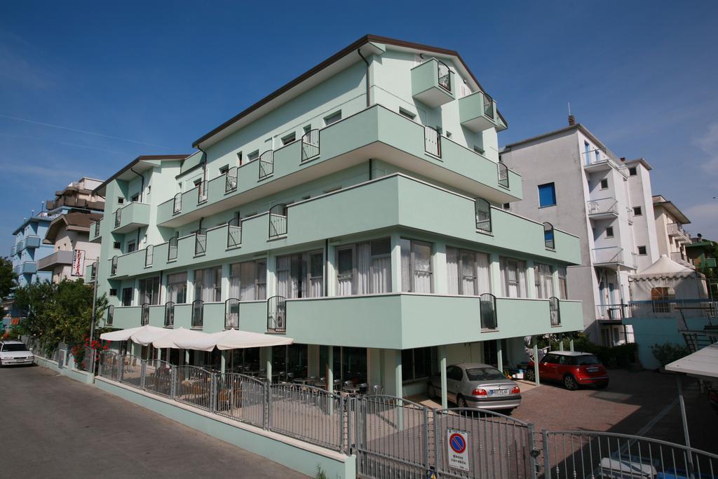Hotel Letizia Rimini Exterior photo